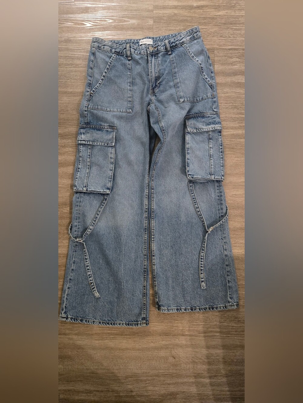 Zara Wide Leg Cargo Jeans Light Wash Size 10 Utility Y2K